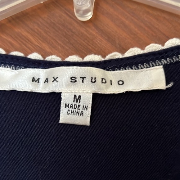 Max Studio tank size M - Picture 3 of 3